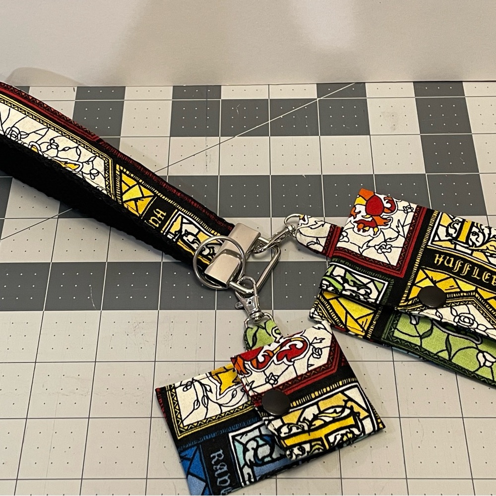 Harry Potter Id/Cc Holder With Lip Balm Holder & … - image 6